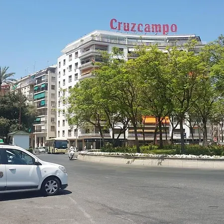 Bonito Triana-los Remedios Apartment